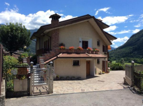 Отель B&B La Vigna  Прималуна